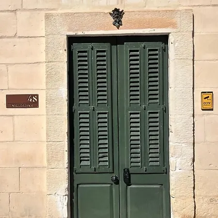 Magdalena *